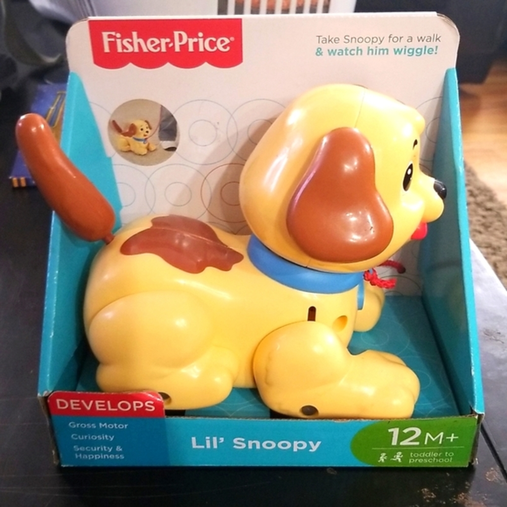 Lil' Snoopy walk and wiggle